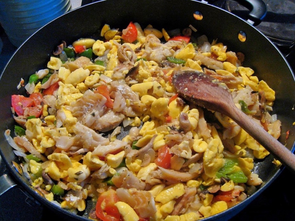 Ackee and saltfish cooking together