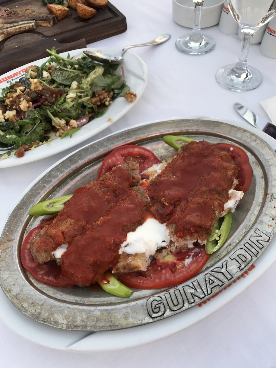 A kebab with yoghurt and tomato sauce served at Günaydın in Lara, Antalya.